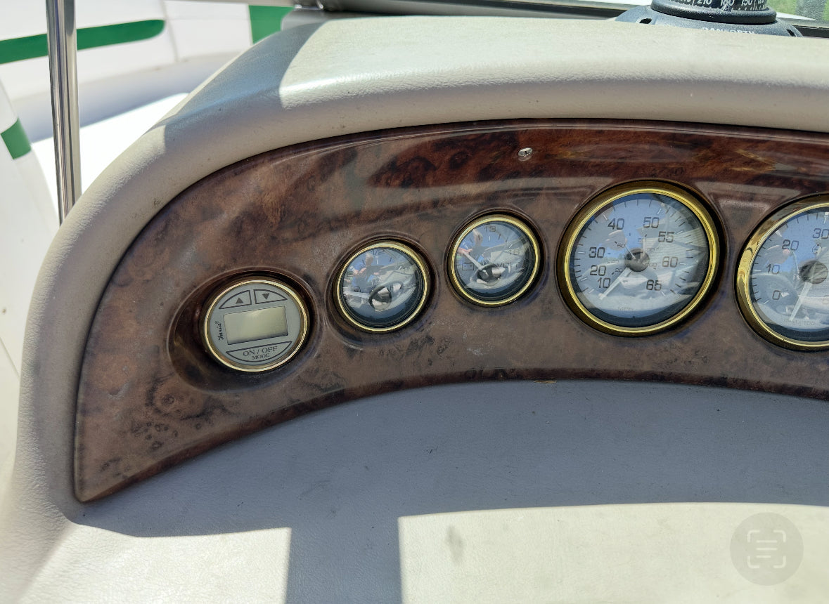 2002 Four Winns 210 Horizon