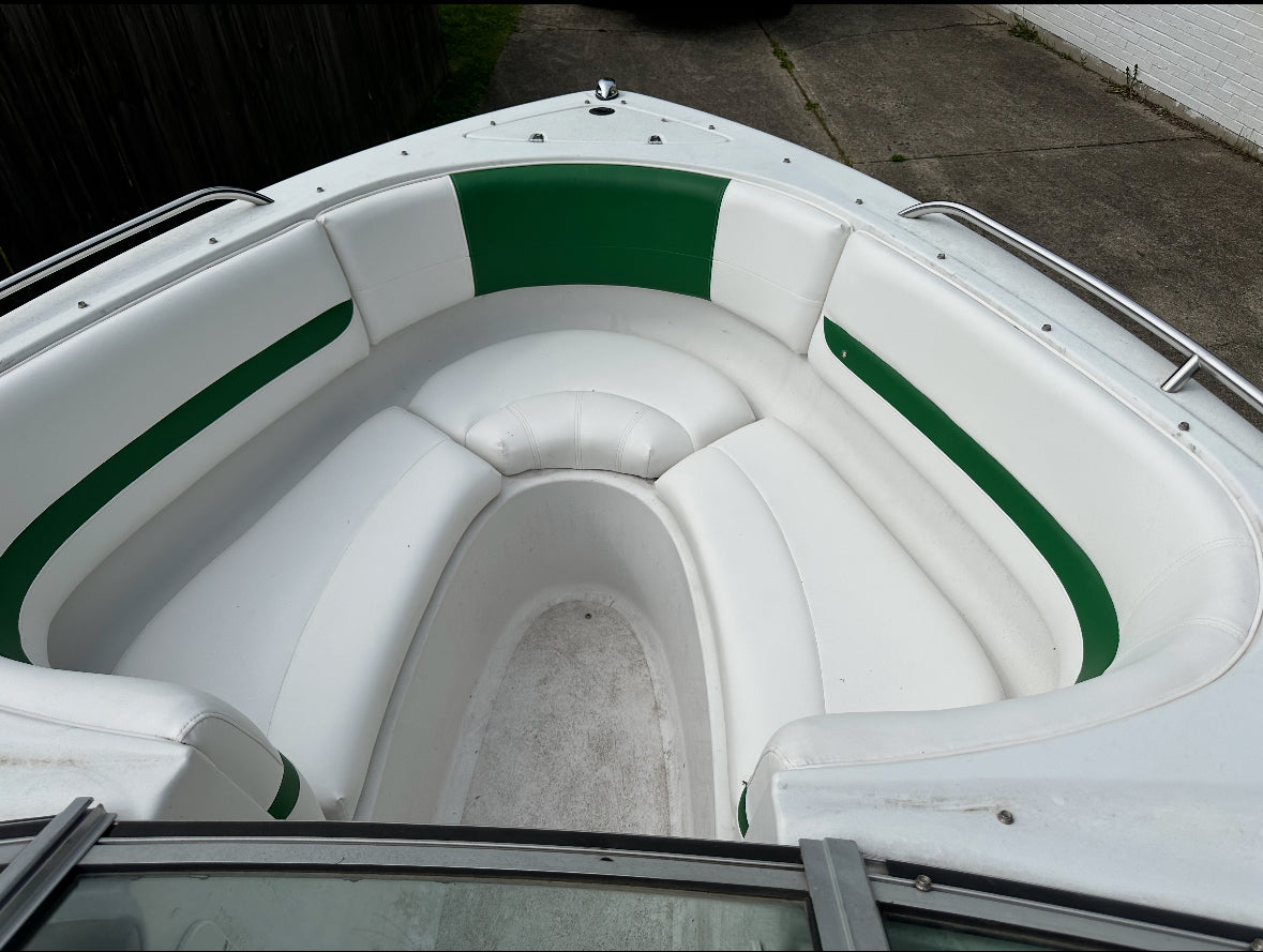 2002 Four Winns 210 Horizon