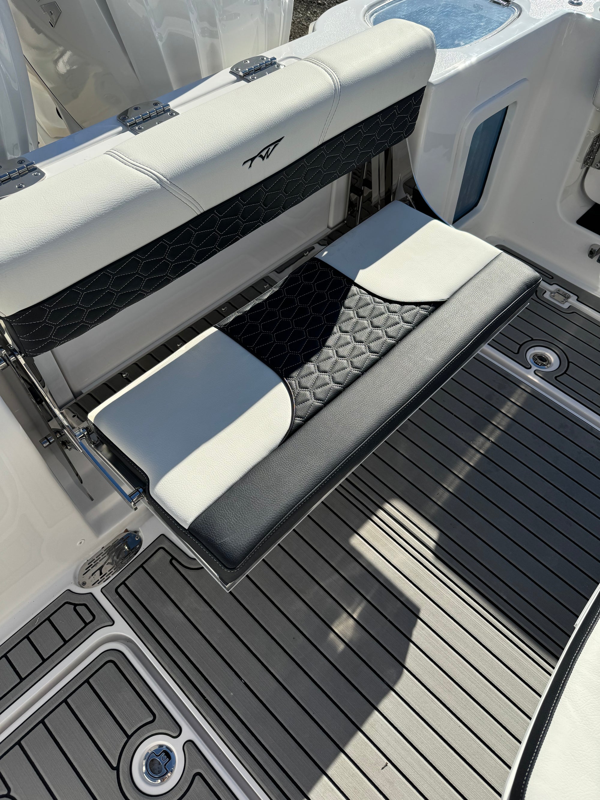 2025 Tidewater 282cc