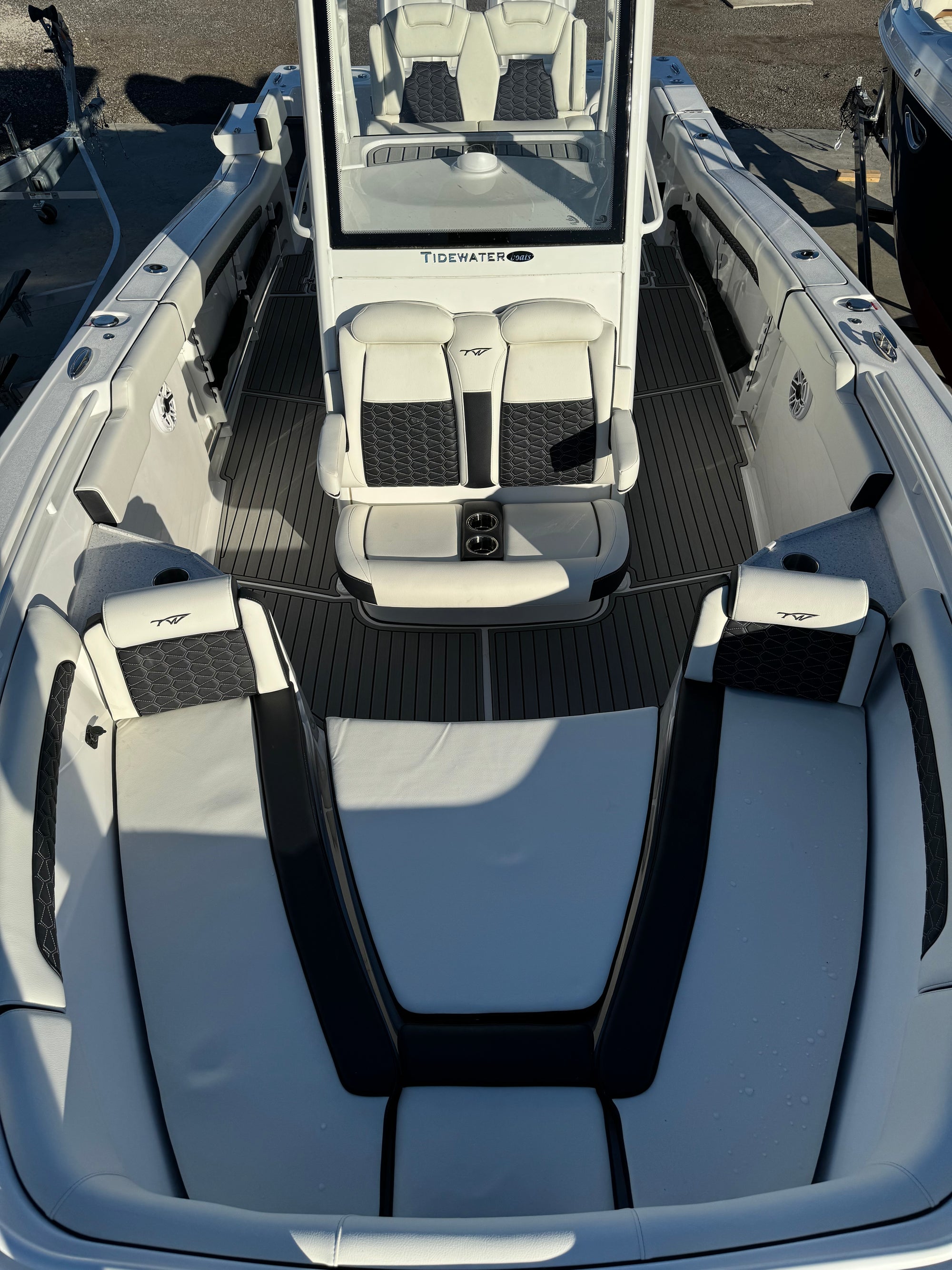 2025 Tidewater 282cc