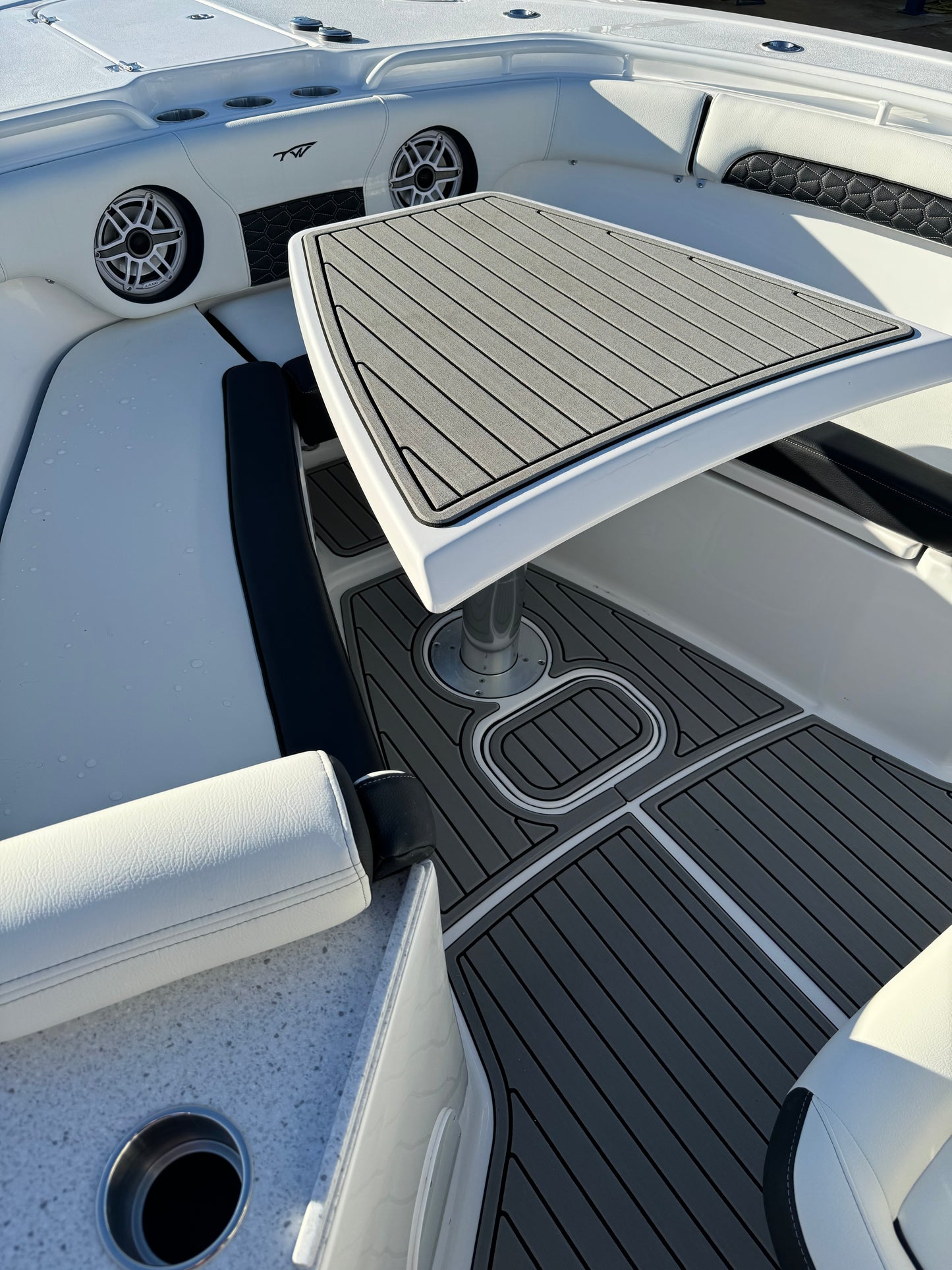2025 Tidewater 282cc