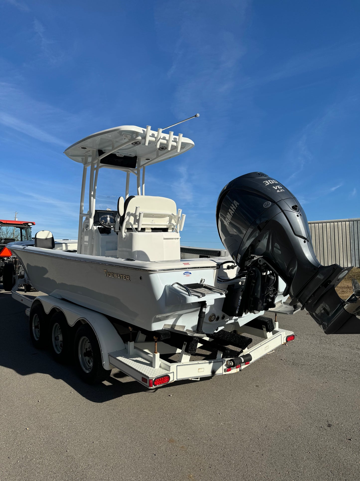 2025 Tidewater 2300 Carolina Bay