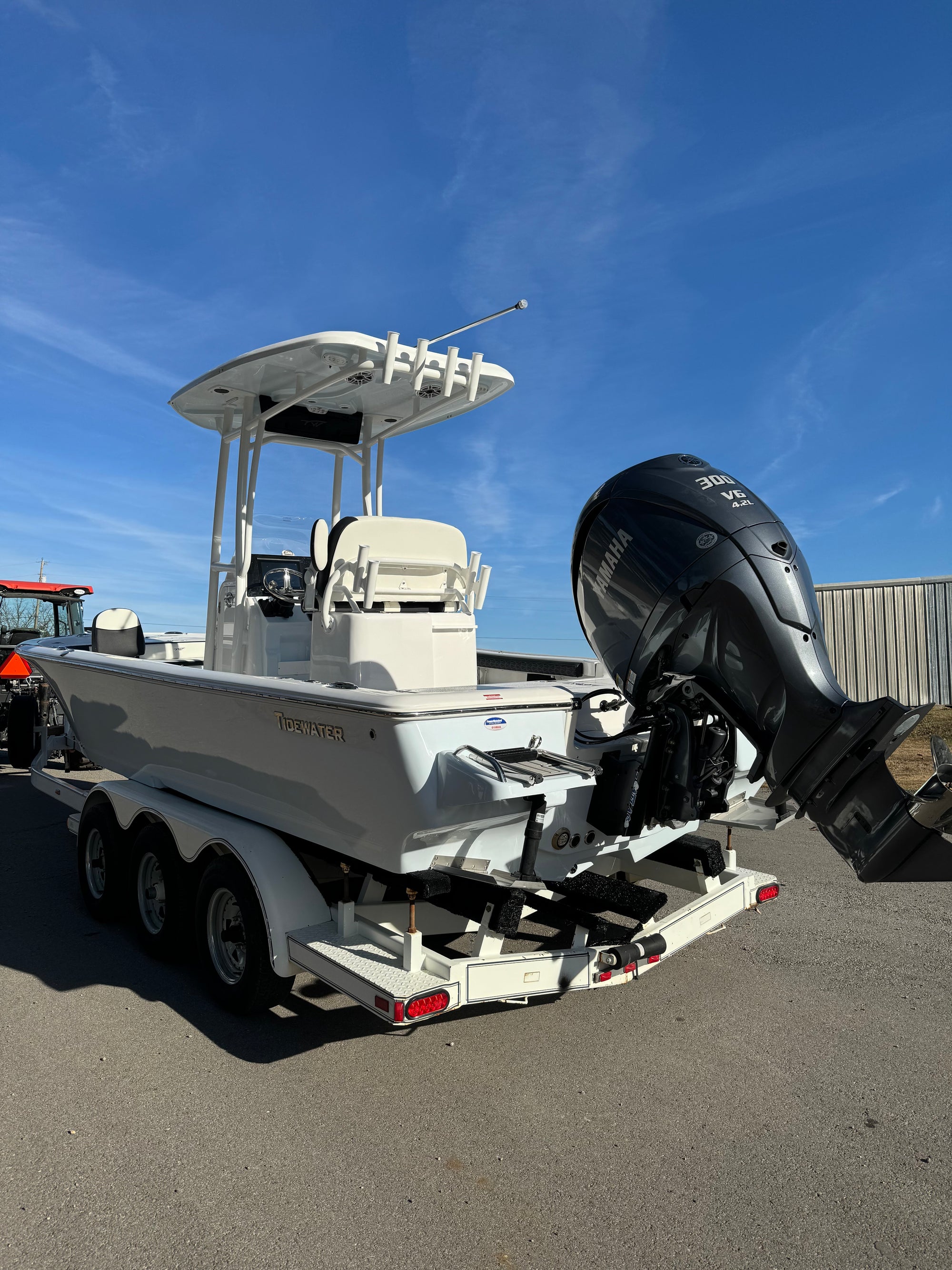 2025 Tidewater 2300 Carolina Bay