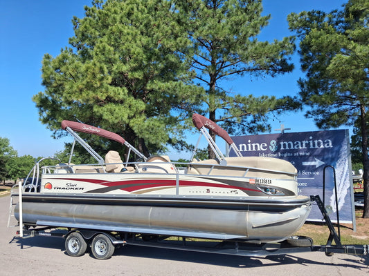 2010 SunTracker Party Barge 25XP3