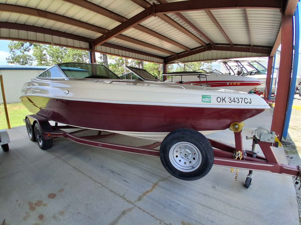 1997 Caravell Legend 209BR
