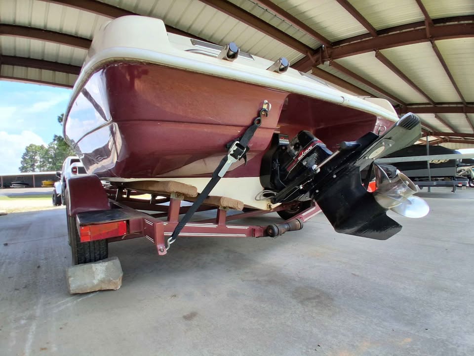 1997 Caravell Legend 209BR