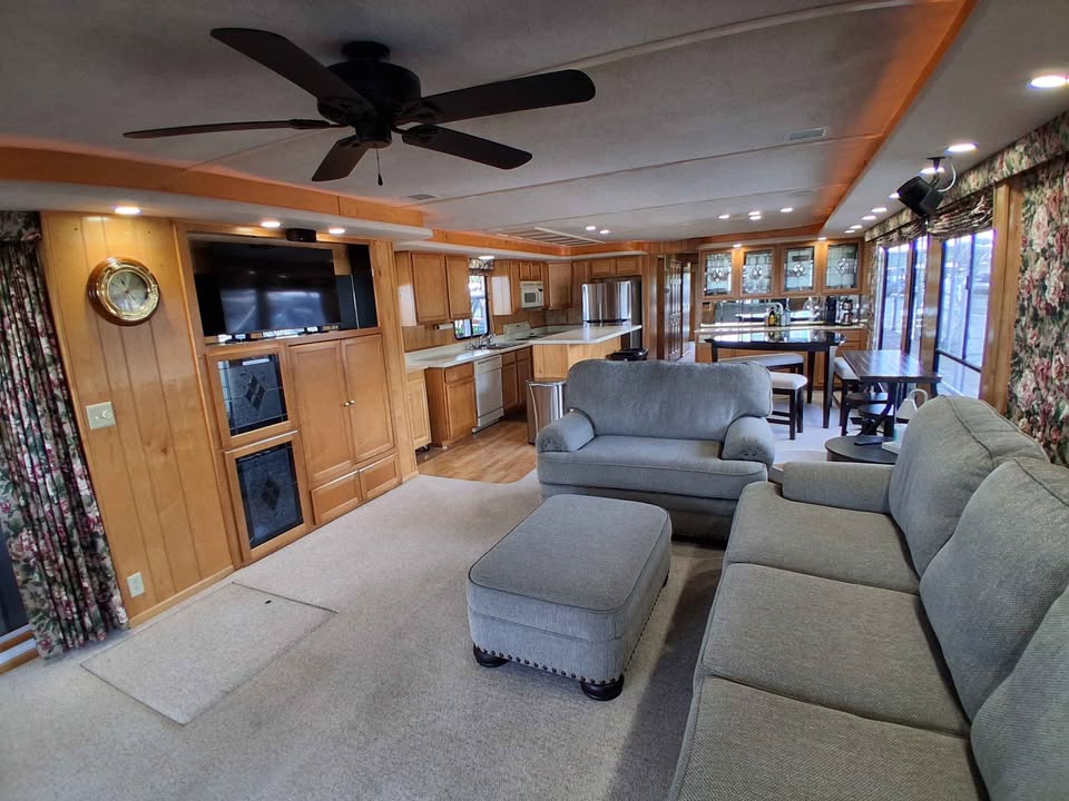 1999 Sumerset 80' Houseboat