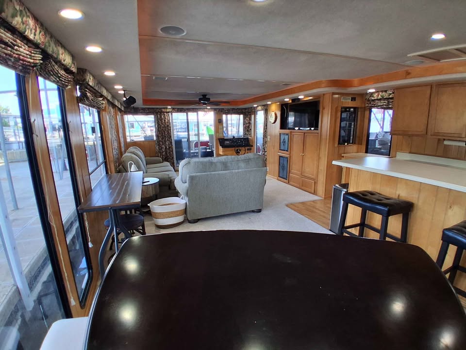 1999 Sumerset 80' Houseboat
