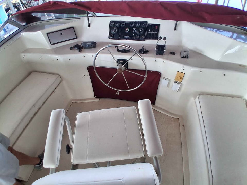 1999 Sumerset 80' Houseboat