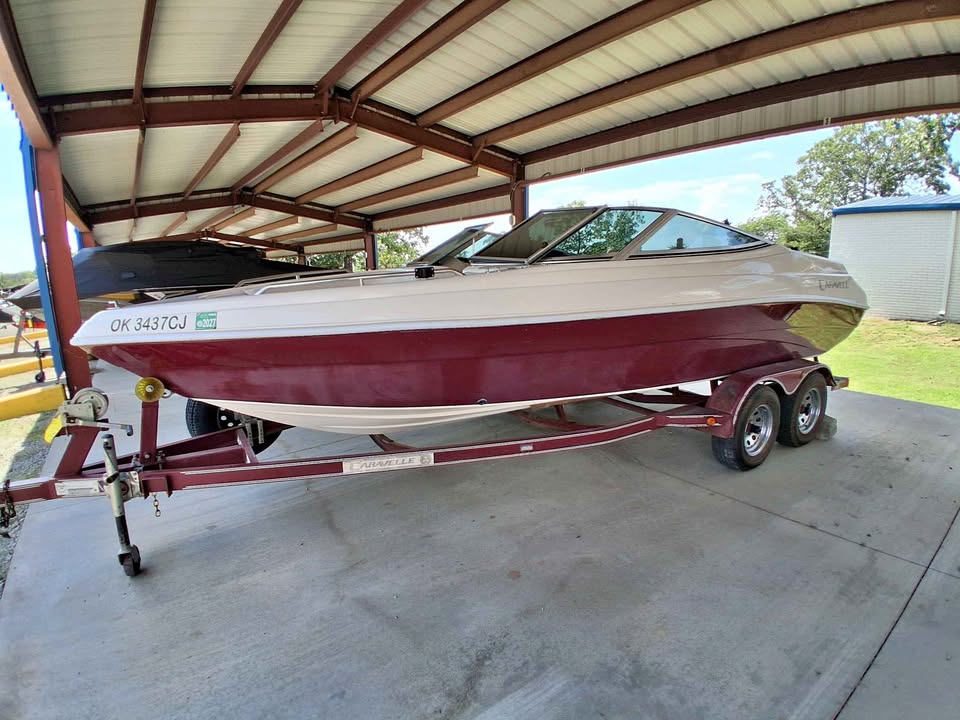 1997 Caravell Legend 209BR