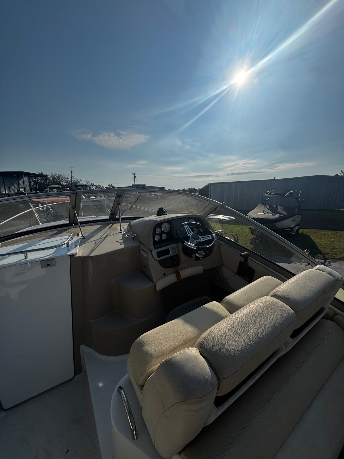 2004 Four Winns V258