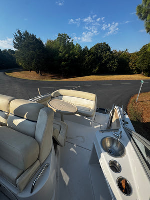 2004 Four Winns V258
