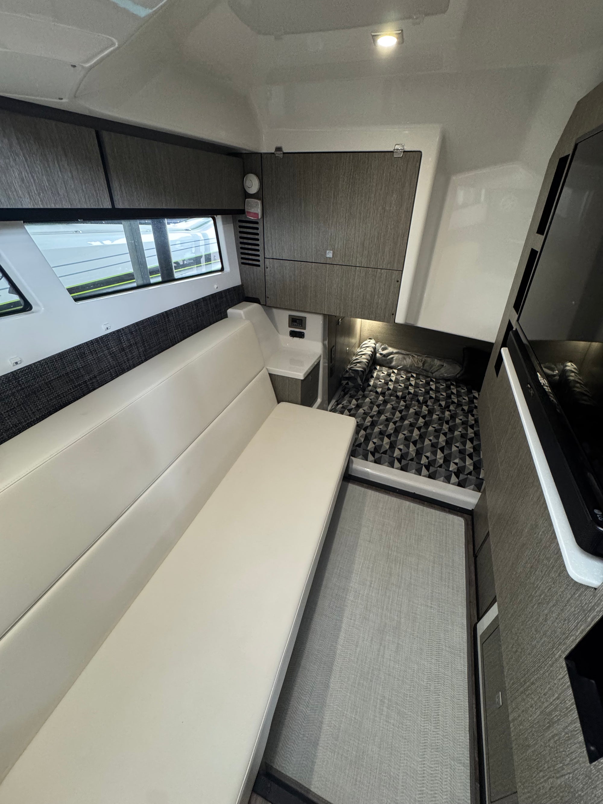 2024 Monterey 385 Super Sport (SOLD)