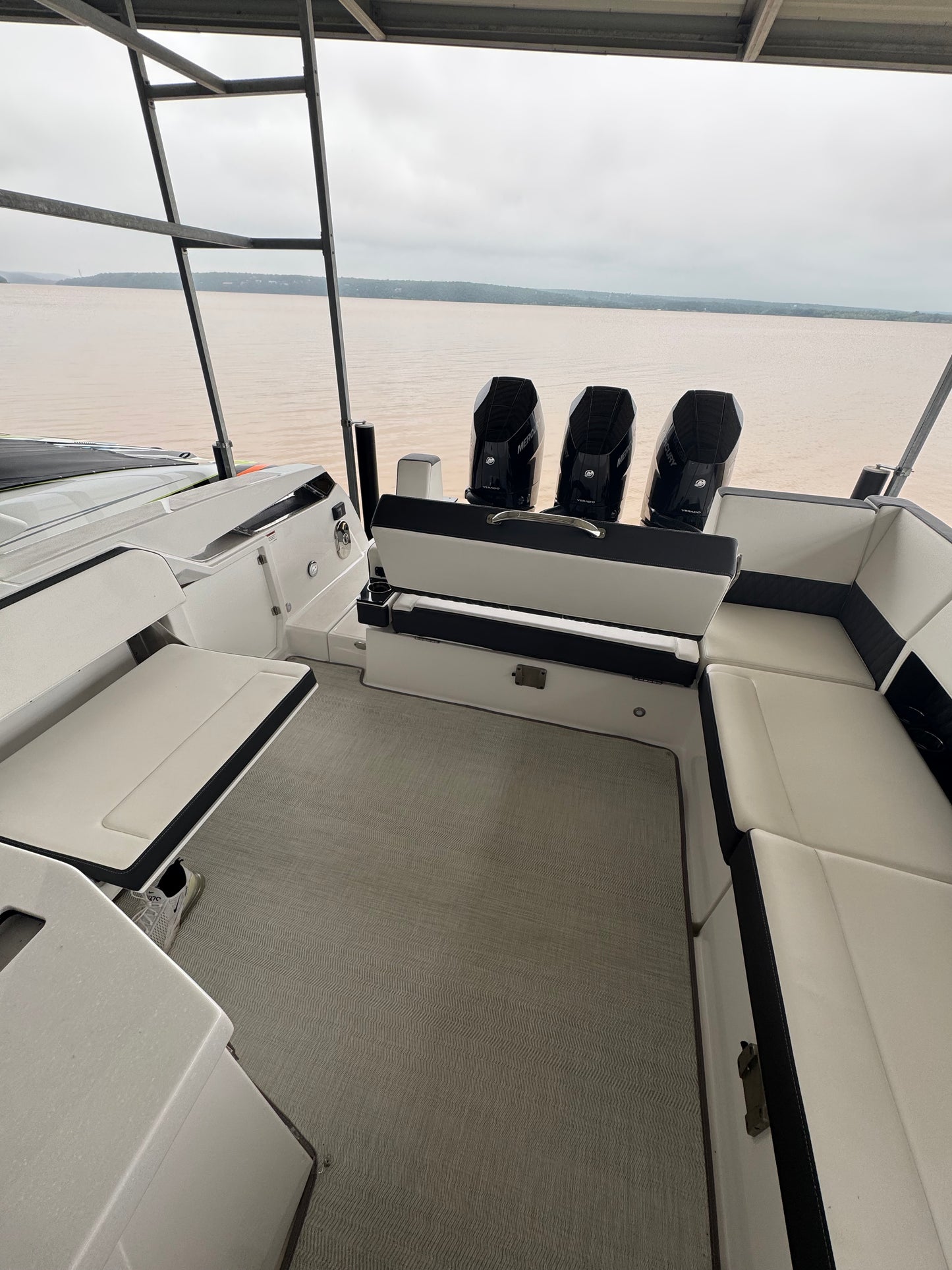 2024 Monterey 385 Super Sport (SOLD)