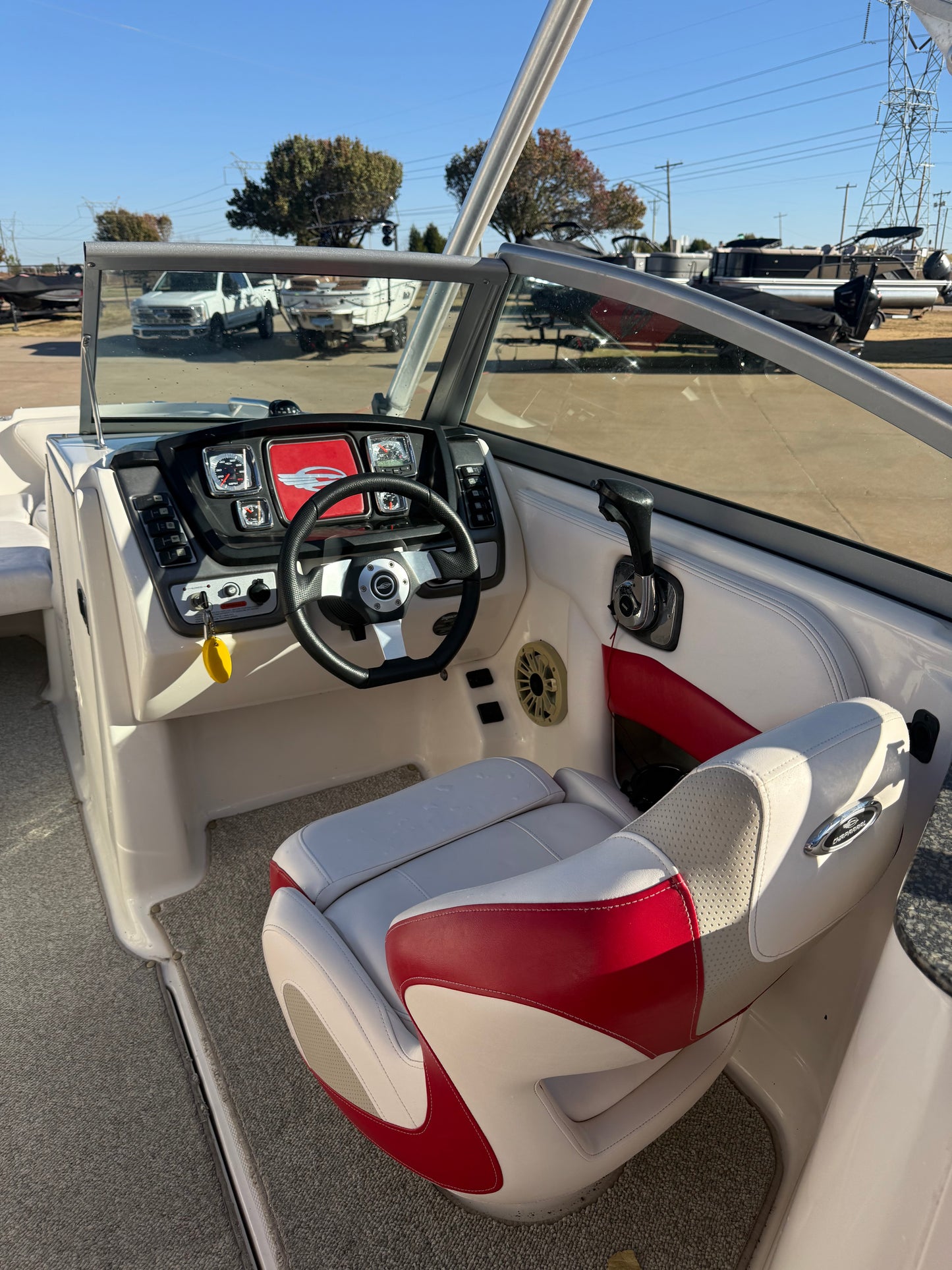 2009 Chaparral Sunesta 224