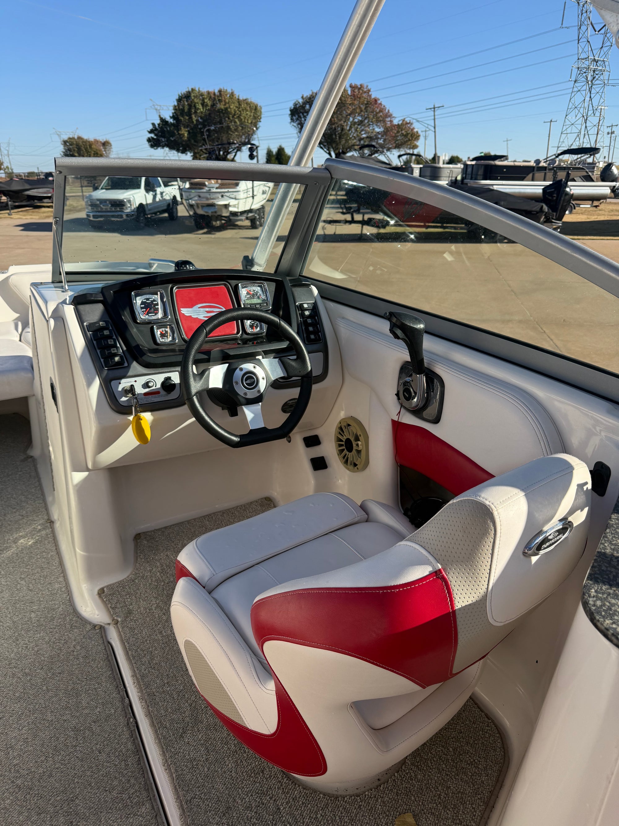 2009 Chaparral Sunesta 224