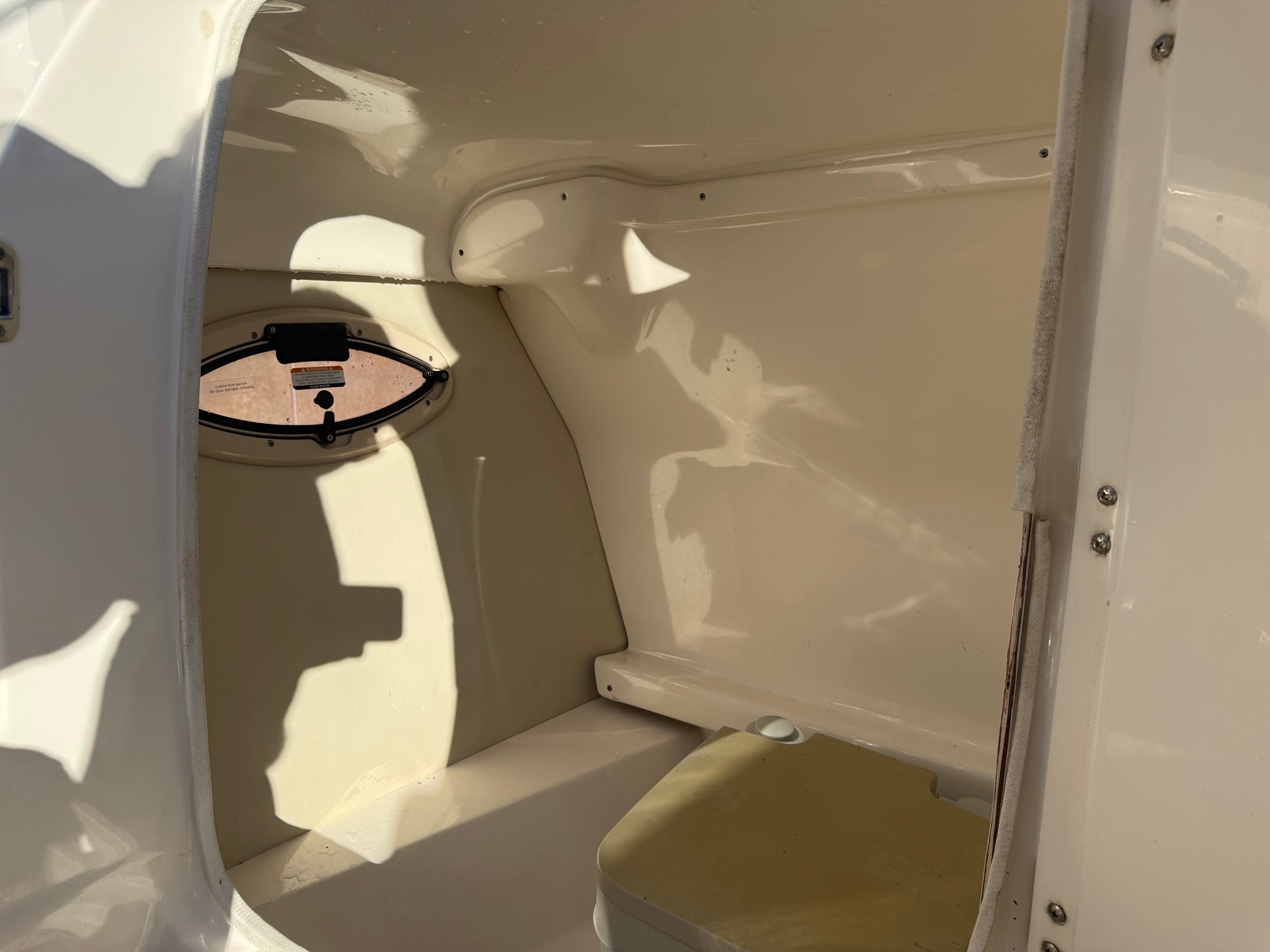 2009 Chaparral Sunesta 224