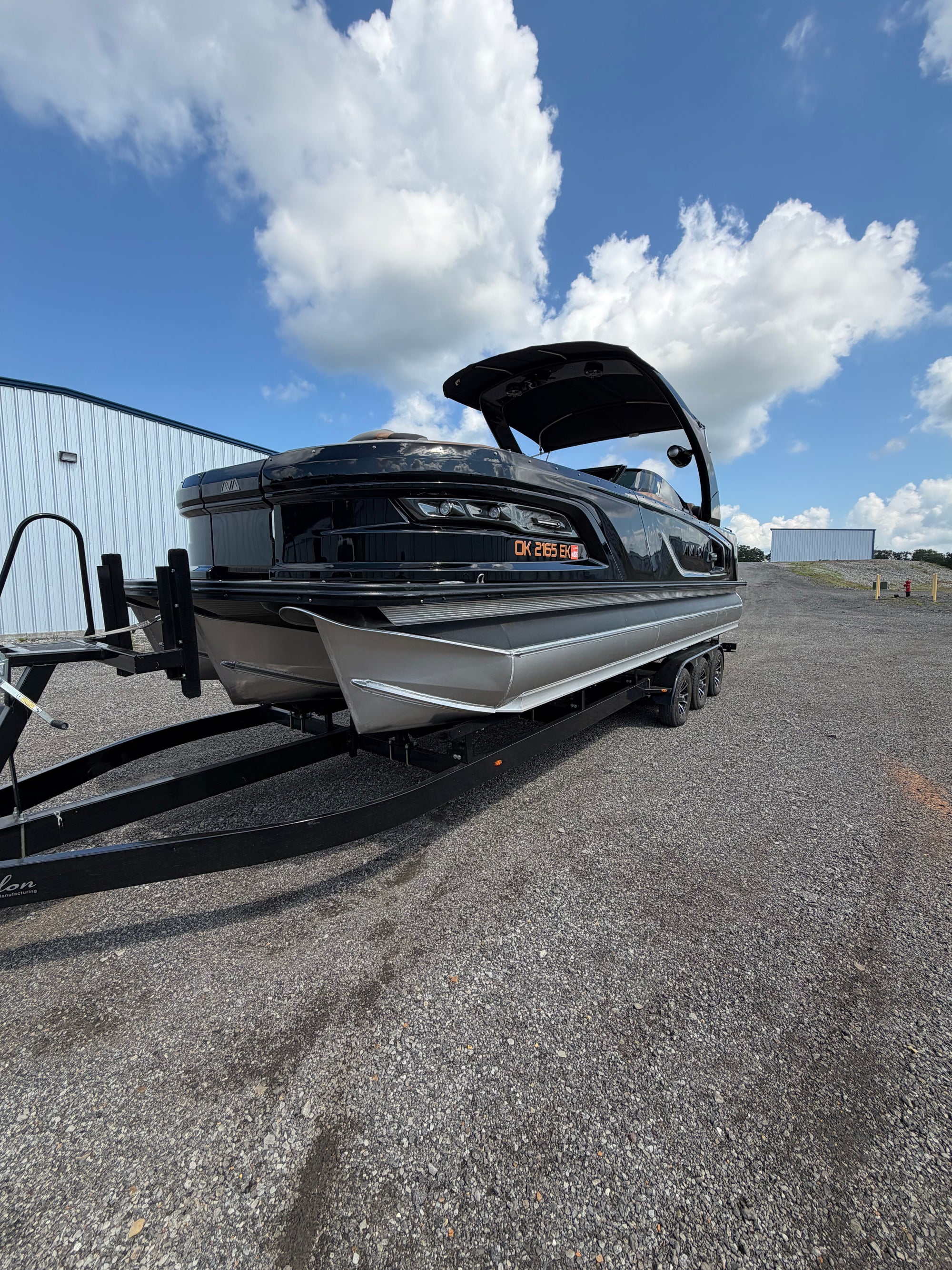 2024 Avalon Excalibur 400 V10 Verado