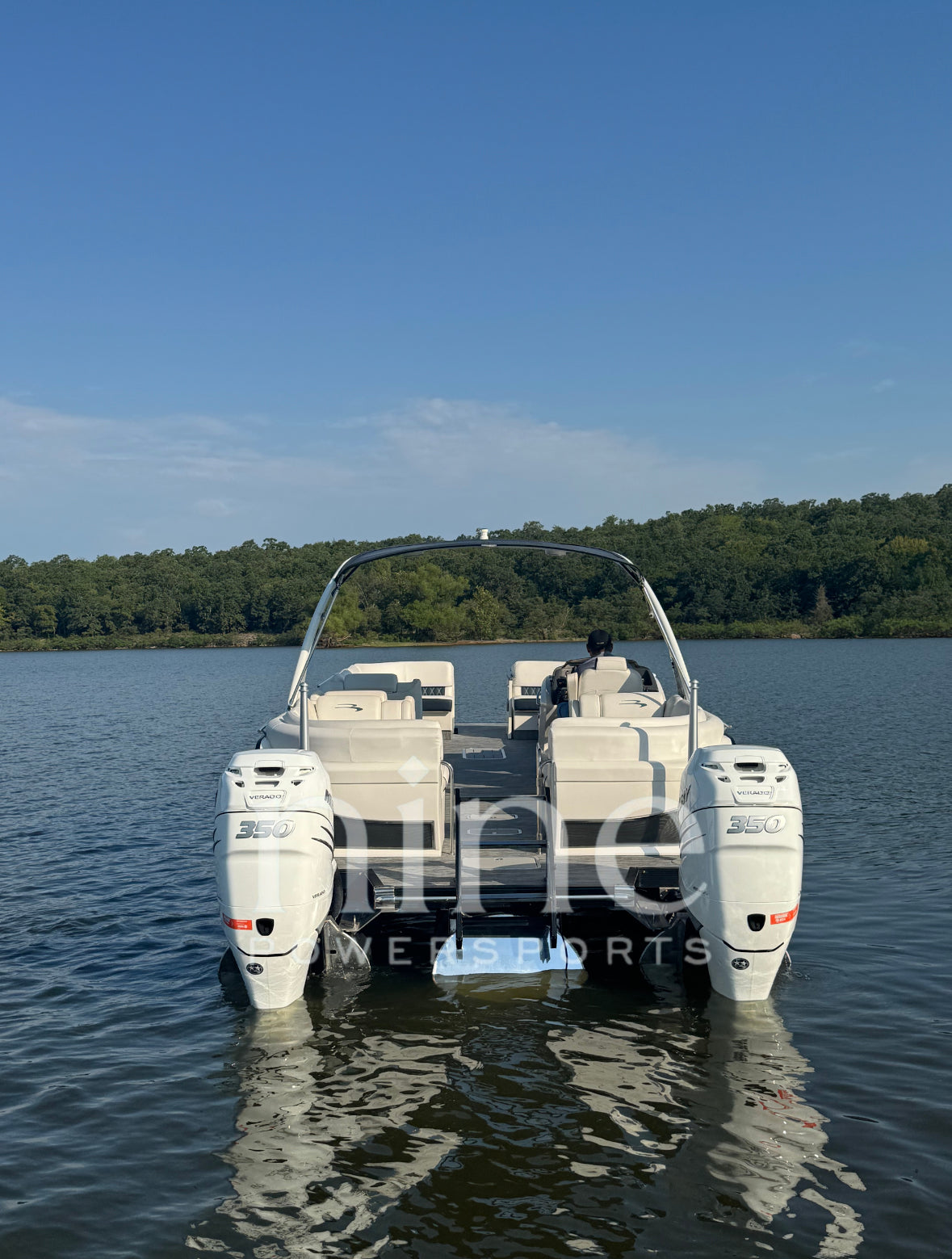 2021 Bennington QX 30 Lake of The Ozarks Edition