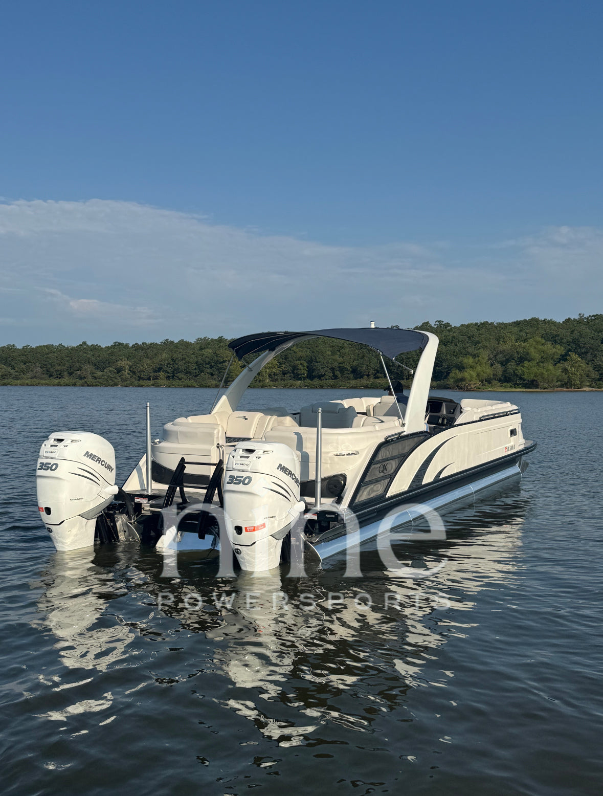 2021 Bennington QX 30 Lake of The Ozarks Edition