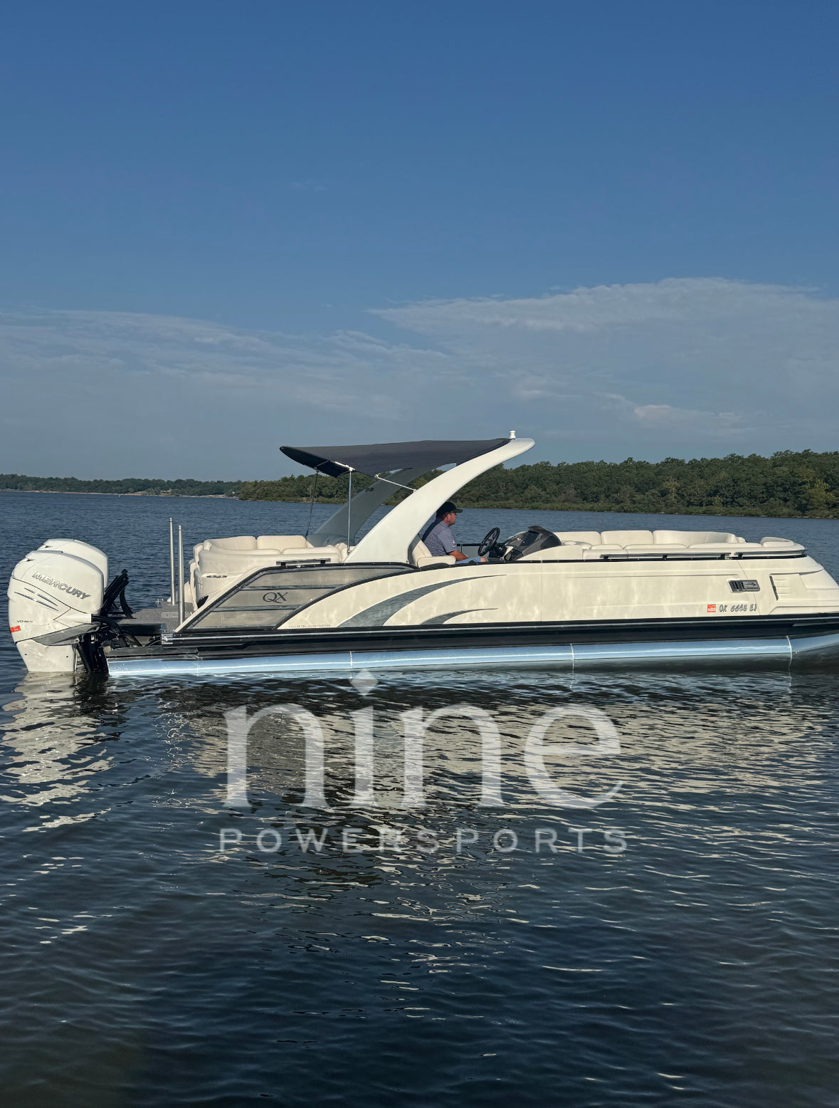 2021 Bennington QX 30 Lake of The Ozarks Edition
