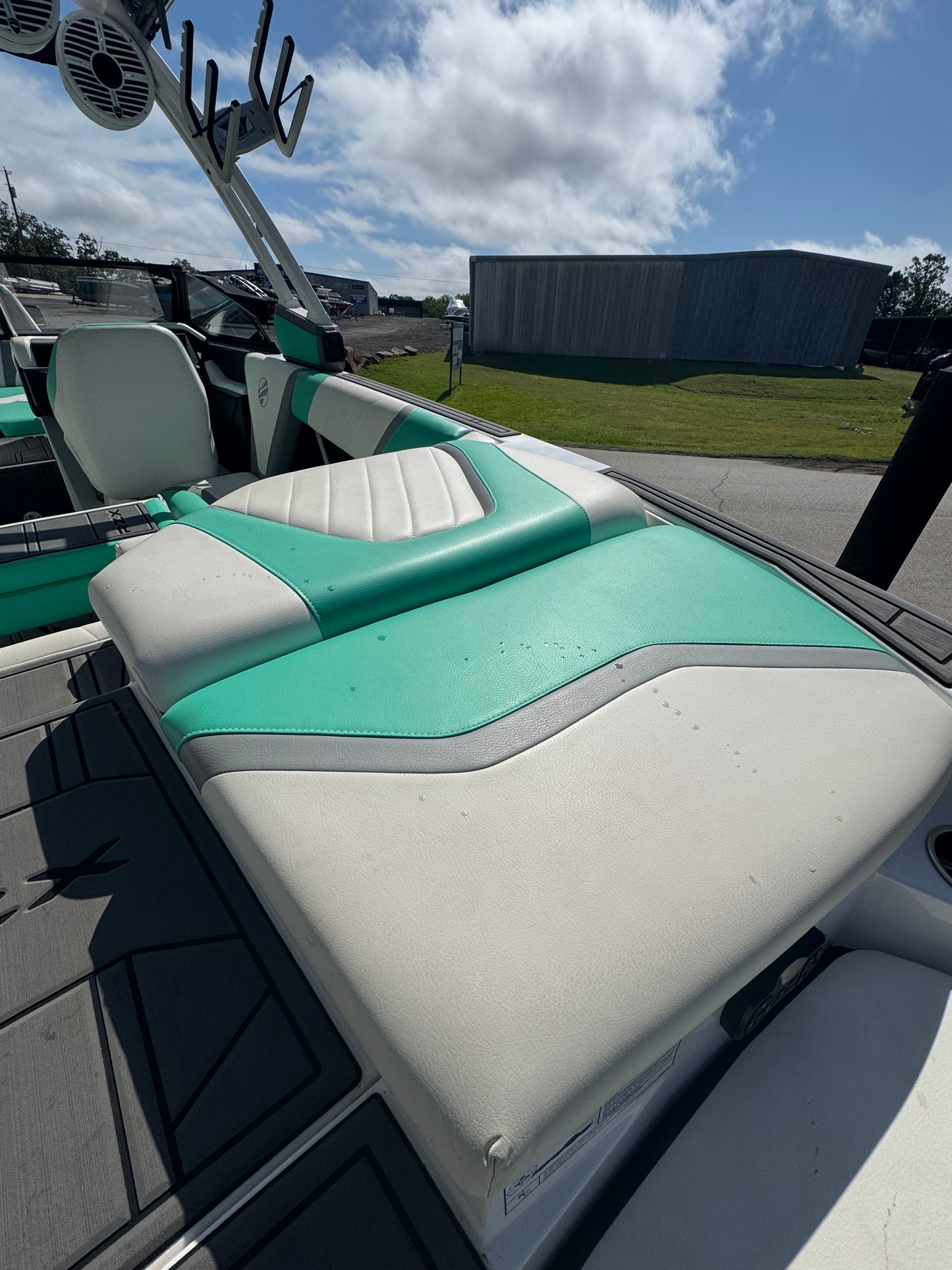 2021 Tige 24RZX