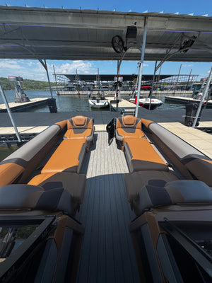 2024 Avalon Excalibur 400 V10 Verado