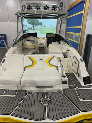 2014 Monterey M5 MSX Sport Boat