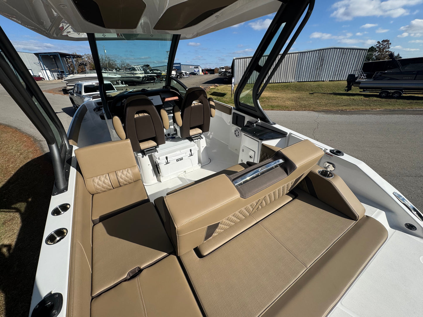 2026 Monterey Elite 27 SD