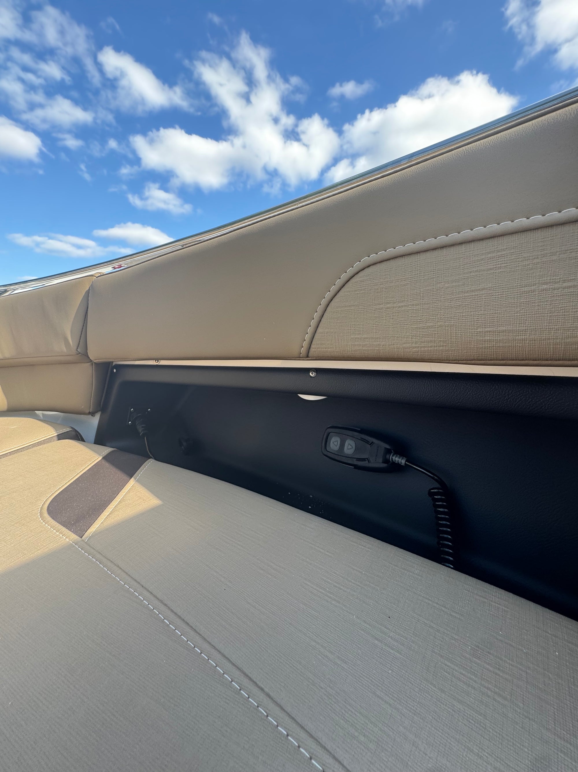 2026 Monterey Elite 27 SD