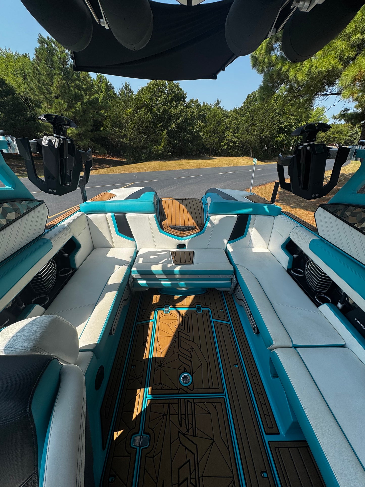 2019 Nautique Super Air G23